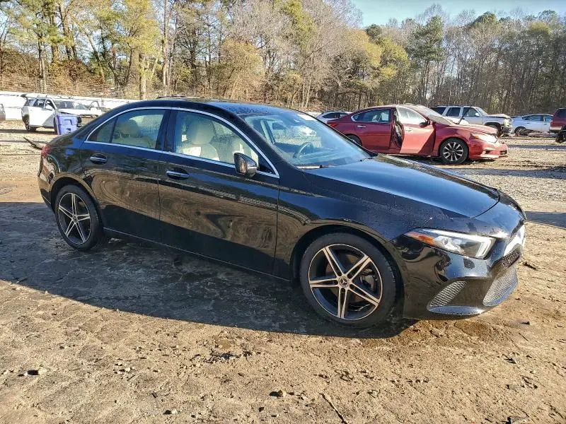2022 MERCEDES-BENZ A 220 4MATIC  
