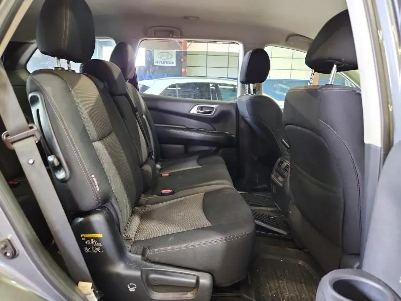 2018 NISSAN PATHFINDER S  