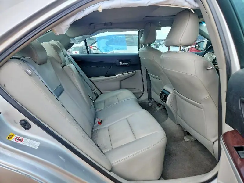 2014 TOYOTA CAMRY XLE  
