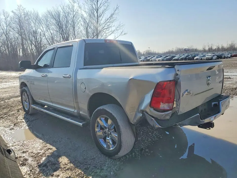 2018 RAM 1500 SLT  
