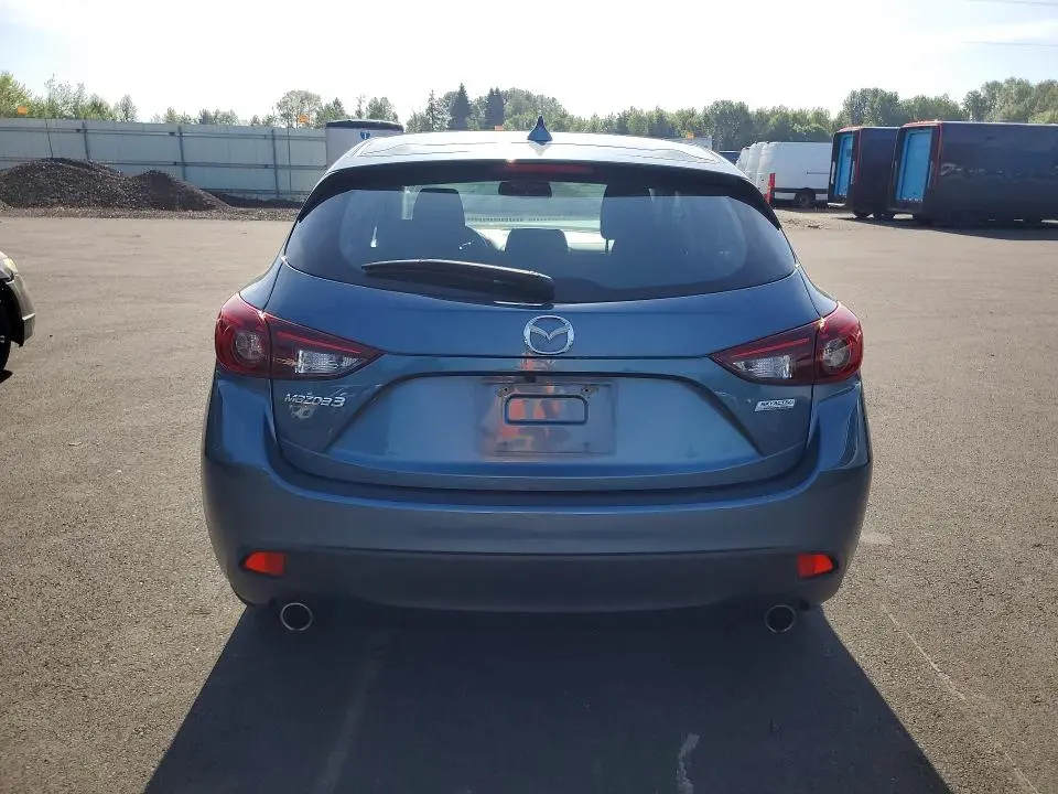 2016 MAZDA 3 TOURING  