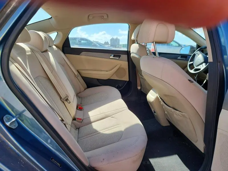 2017 HYUNDAI SONATA SE  