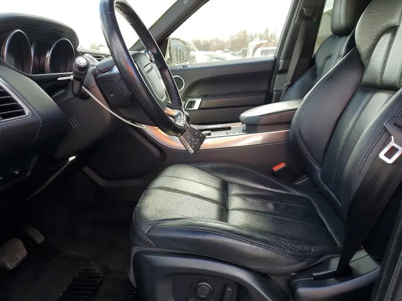 2016 LAND ROVER RANGE ROVER SPORT SE  