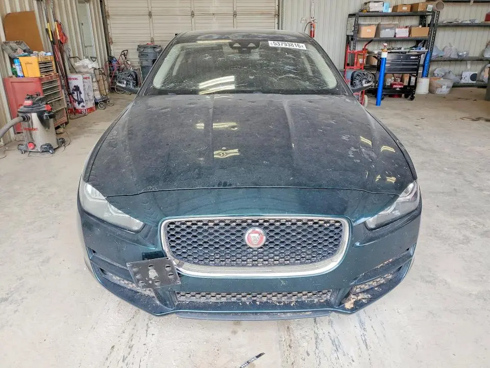 2017 JAGUAR XE PREMIUM  