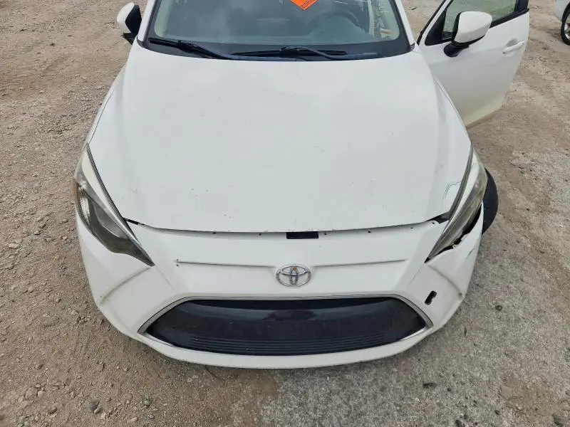 2018 TOYOTA YARIS IA BASE  