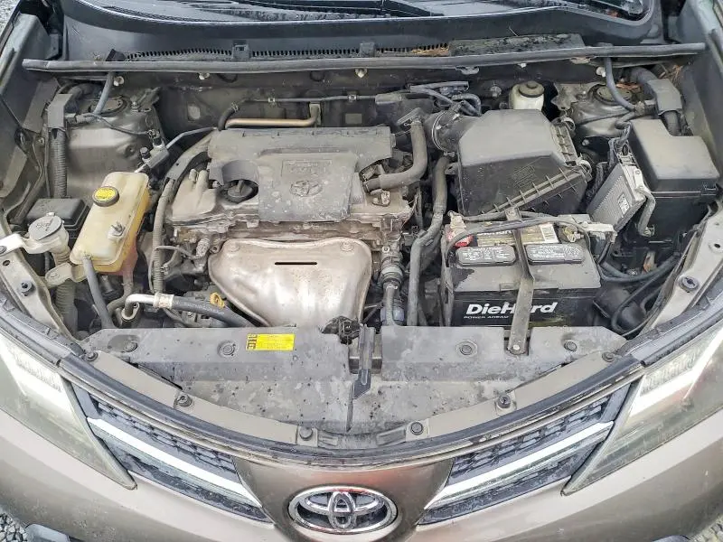 2013 TOYOTA RAV4 XLE  