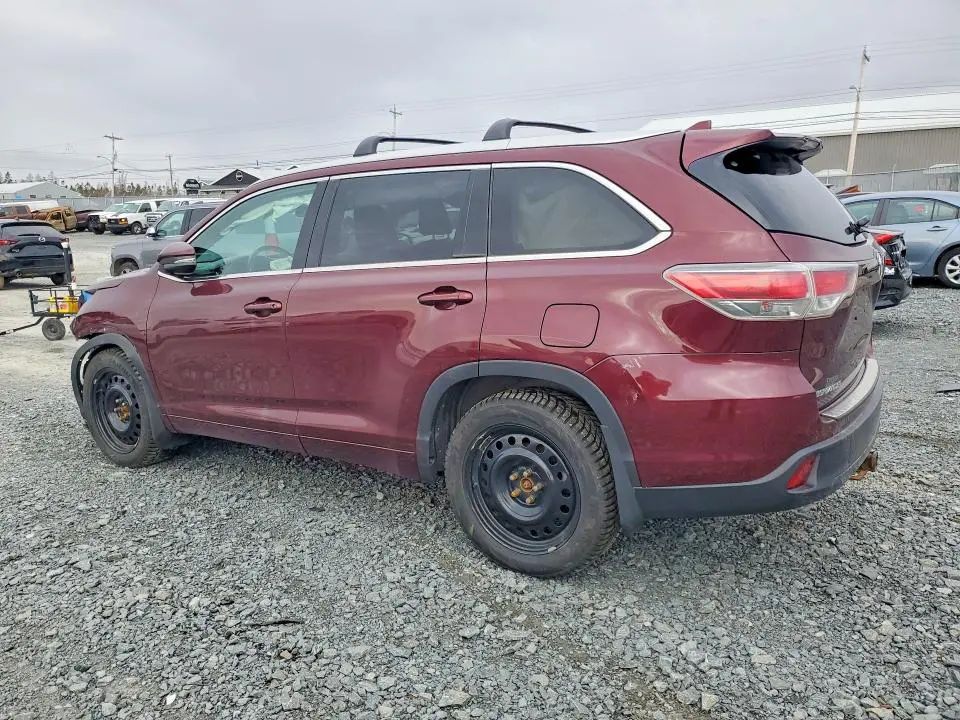 2015 TOYOTA HIGHLANDER XLE  
