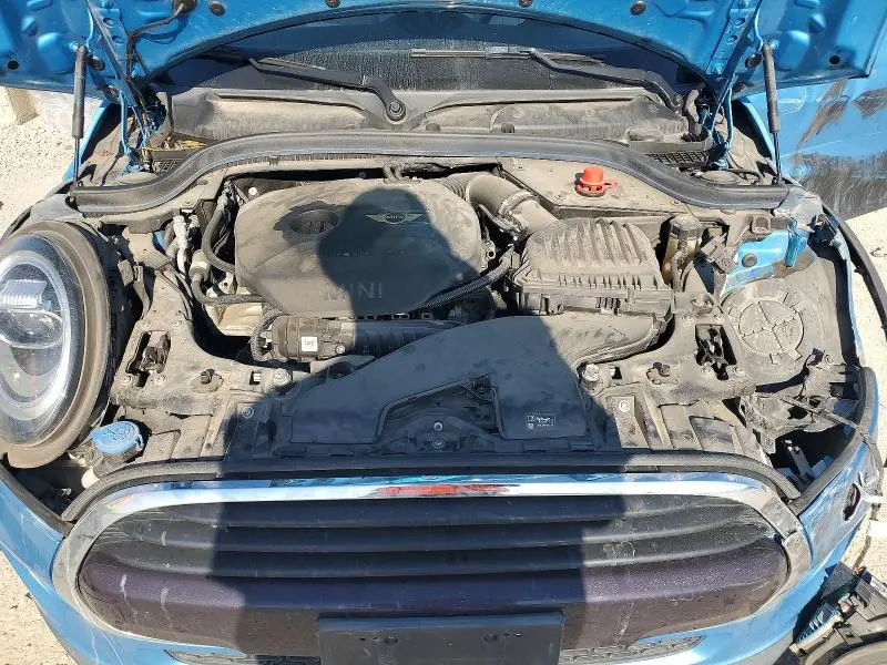 2019 MINI COOPER   