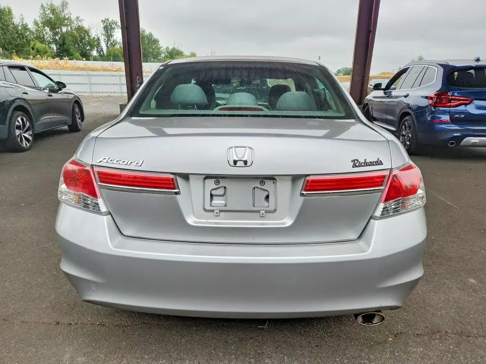 2011 HONDA ACCORD LXP  