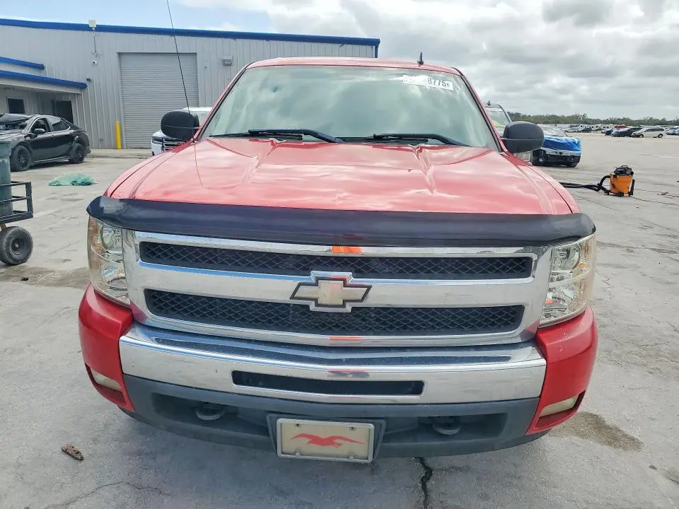 2011 CHEVROLET SILVERADO C1500 LT  