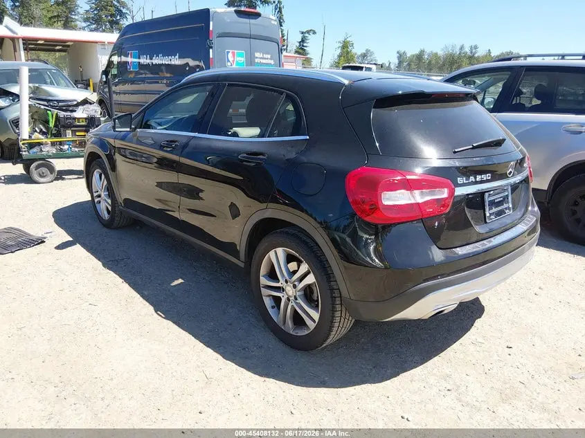 2015 MERCEDES-BENZ GLA 250 4MATIC