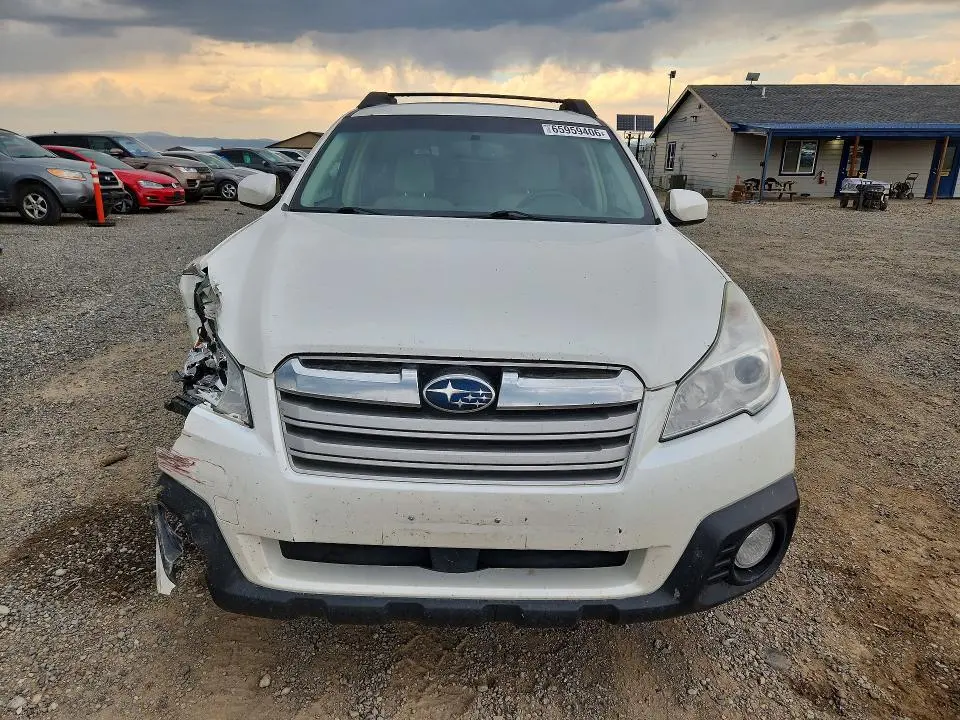 2013 SUBARU OUTBACK 2.5I PREMIUM  