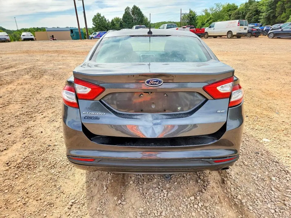 2015 FORD FUSION SE  