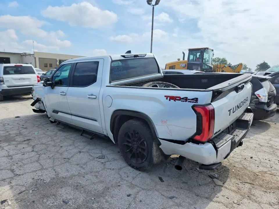 2025 TOYOTA TUNDRA PLATINUM HV  