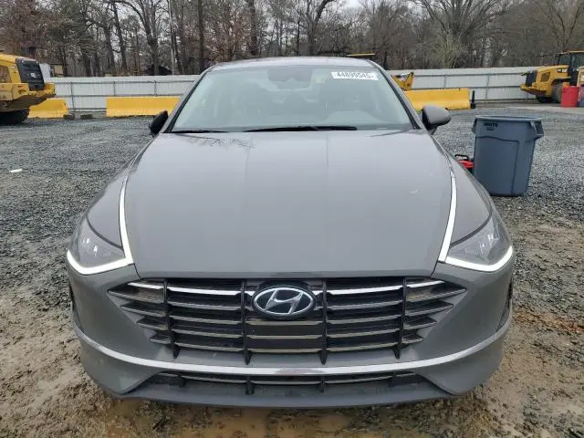 2020 HYUNDAI SONATA SE  
