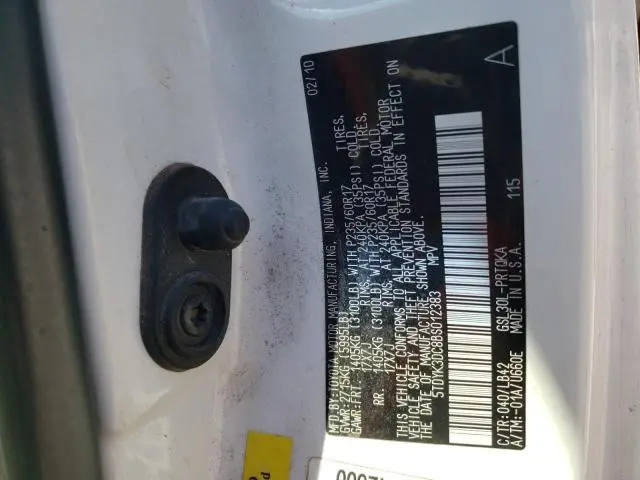 2011 TOYOTA SIENNA XLE  