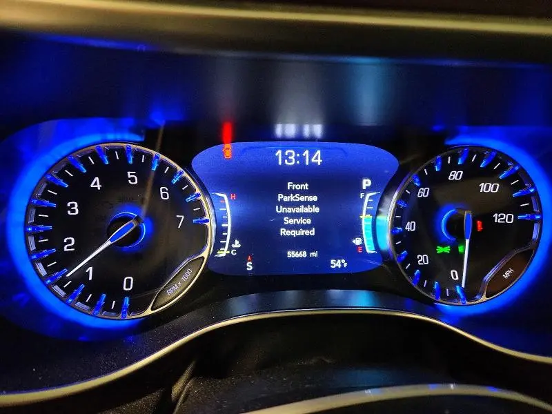 2017 CHRYSLER PACIFICA LIMITED  