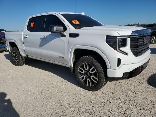 2024 GMC SIERRA K1500 AT4