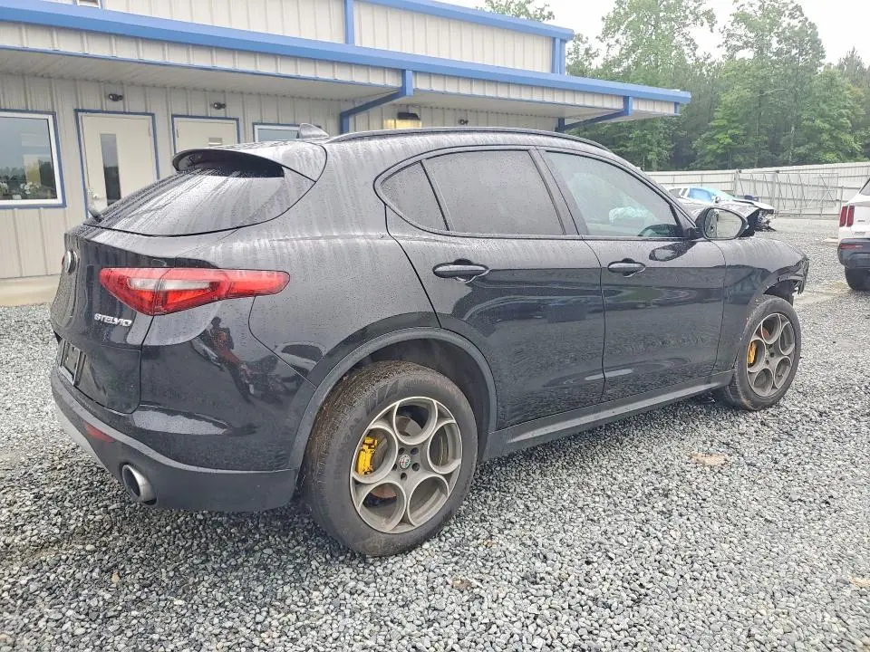 2018 ALFA ROMEO STELVIO SPORT  