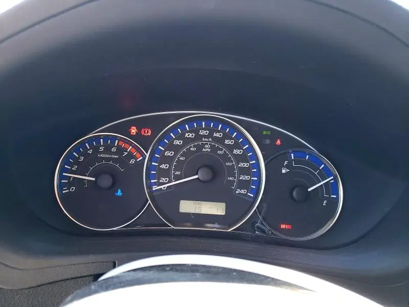 2010 SUBARU FORESTER XS  