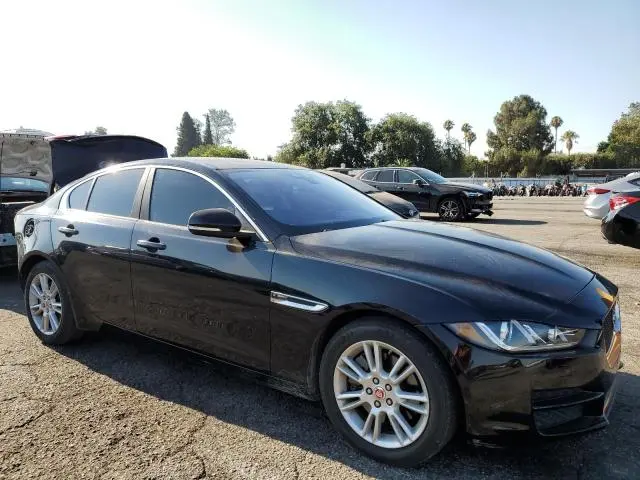 2017 JAGUAR XE PREMIUM  