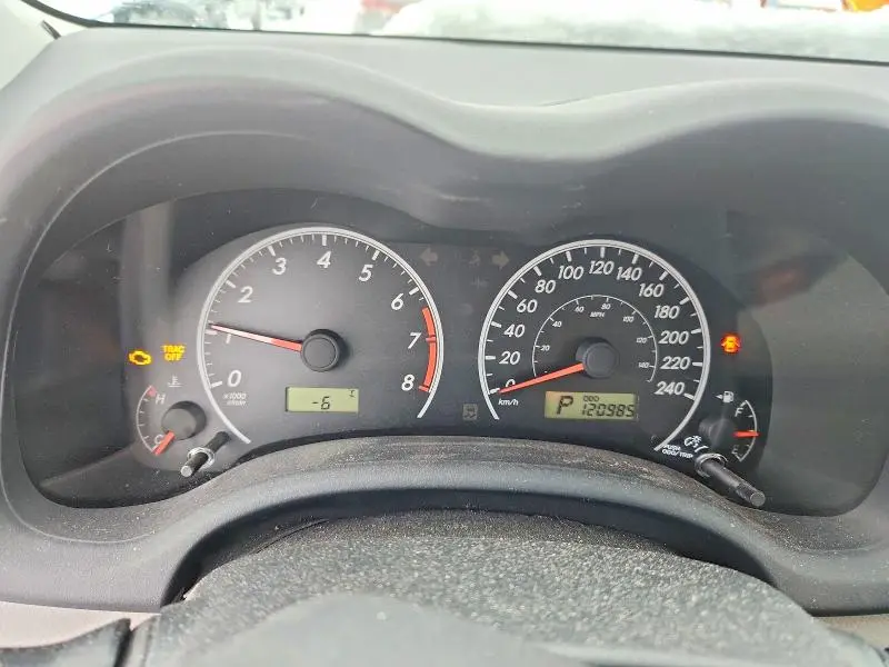 2013 TOYOTA COROLLA BASE  