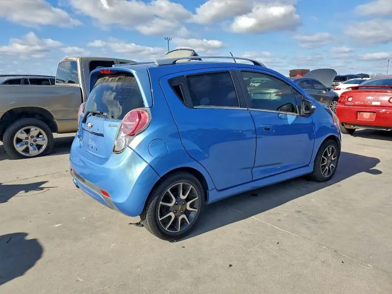 2015 CHEVROLET SPARK 2LT  