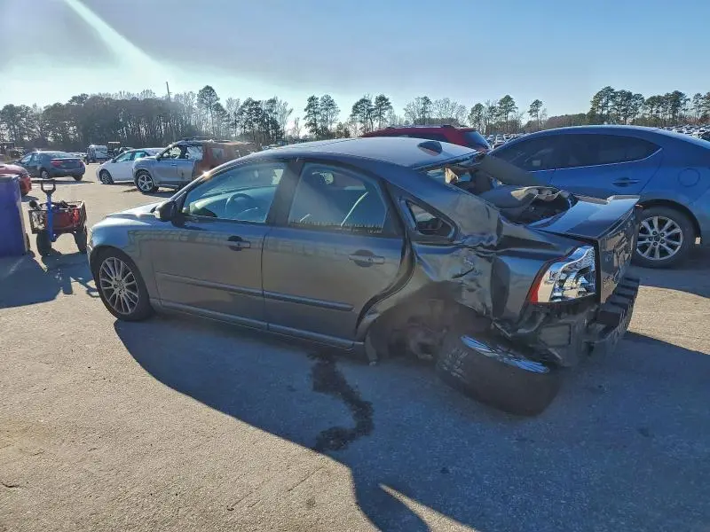 2010 VOLVO S40 2.4I  