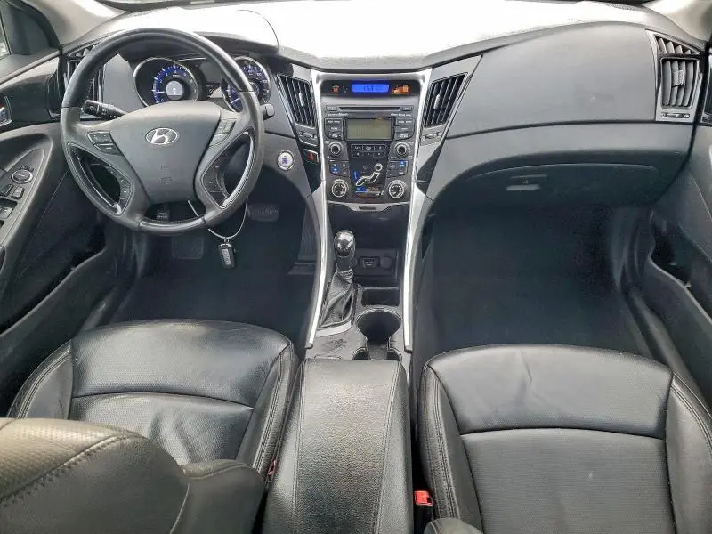 2012 HYUNDAI SONATA SE  