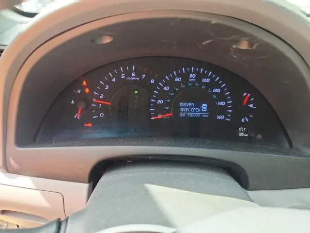 2011 TOYOTA CAMRY SE  