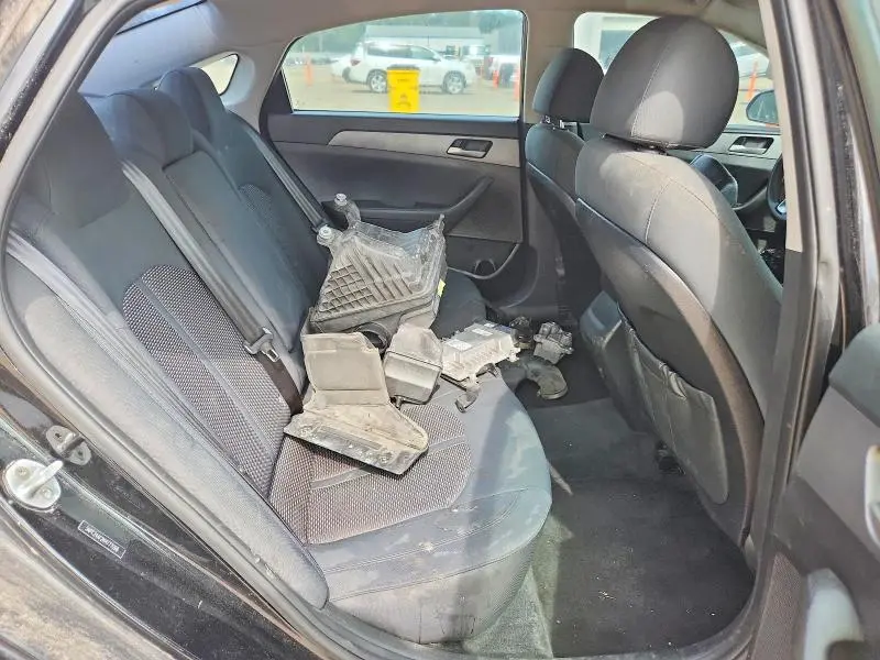 2019 HYUNDAI SONATA SE  