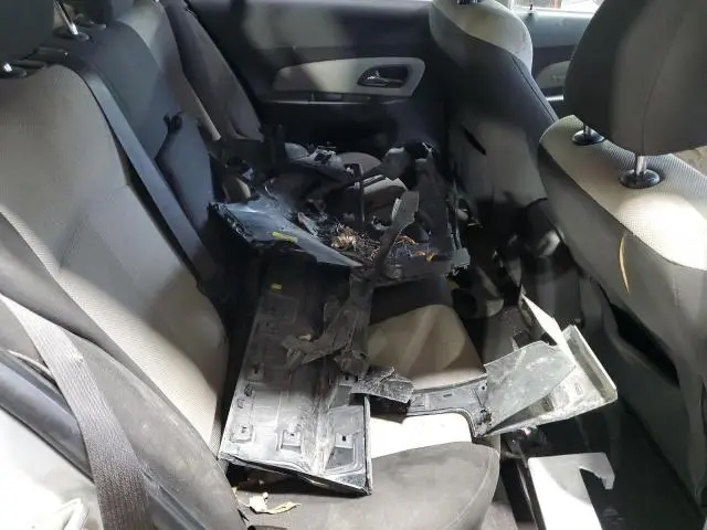 2011 CHEVROLET CRUZE LS