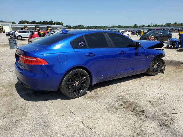 2017 JAGUAR XE PRESTIGE  