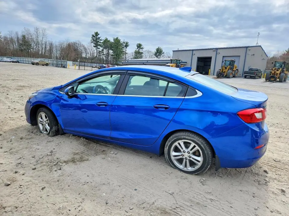 2017 CHEVROLET CRUZE LT  
