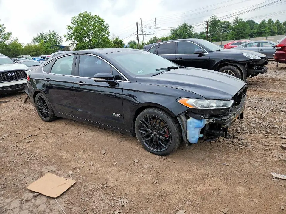 2016 FORD FUSION TITANIUM PHEV  