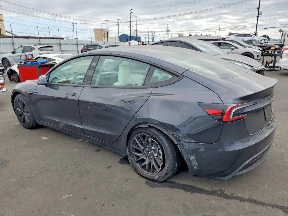 2025 TESLA MODEL 3   