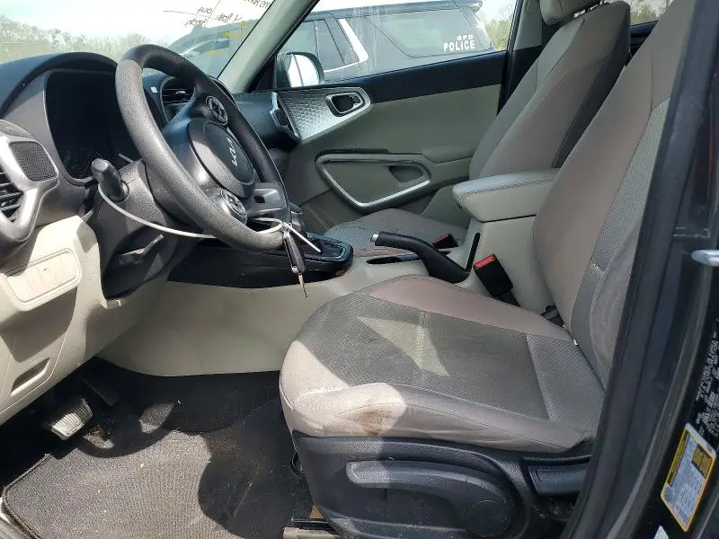 2022 KIA SOUL LX  