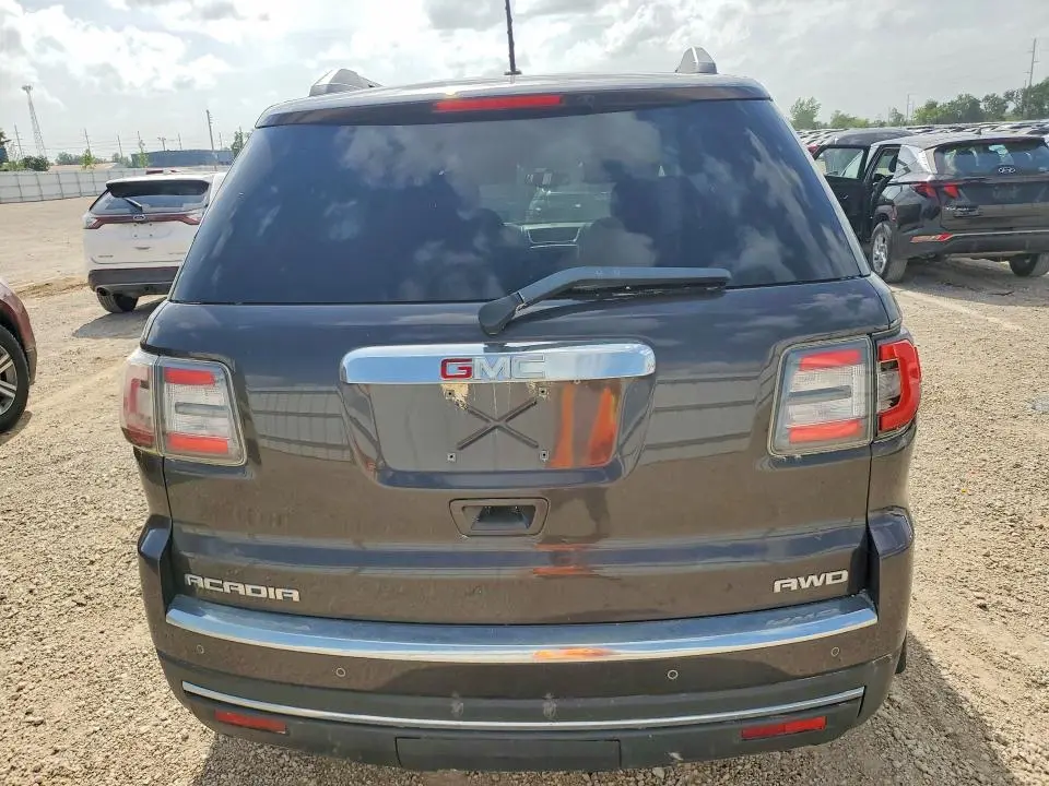2014 GMC ACADIA SLE  