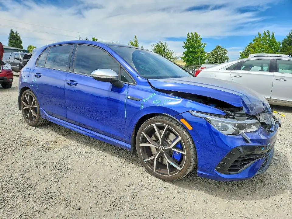 2024 VOLKSWAGEN GOLF R BLACK EDITION  