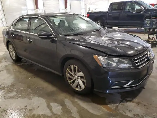 2018 VOLKSWAGEN PASSAT SE  