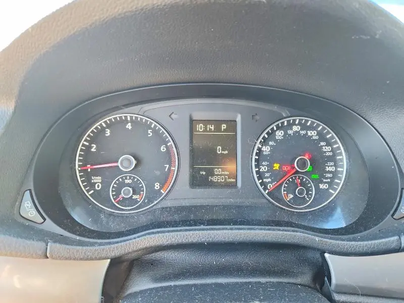 2014 VOLKSWAGEN PASSAT S  