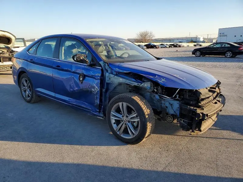 2024 VOLKSWAGEN JETTA SE  