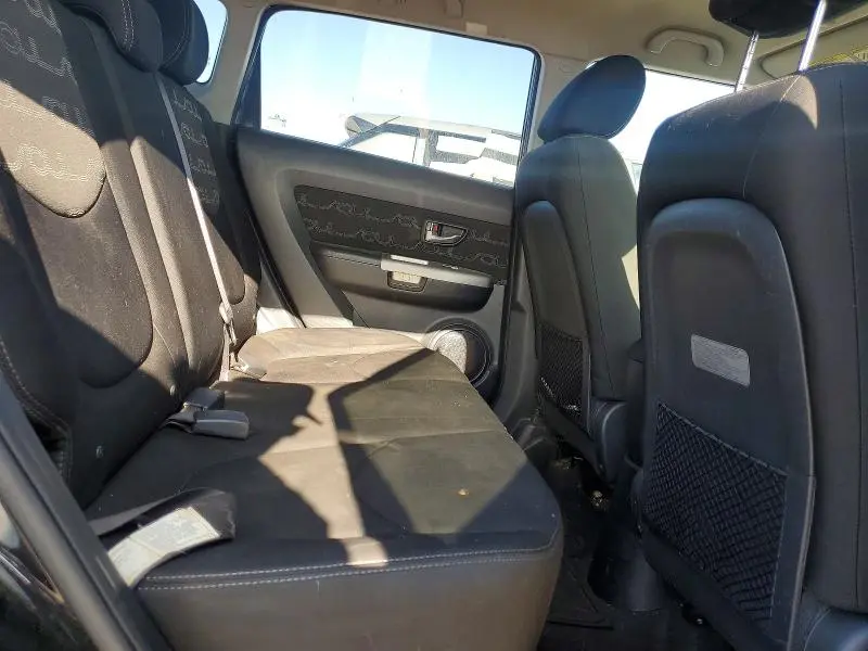 2012 KIA SOUL +  