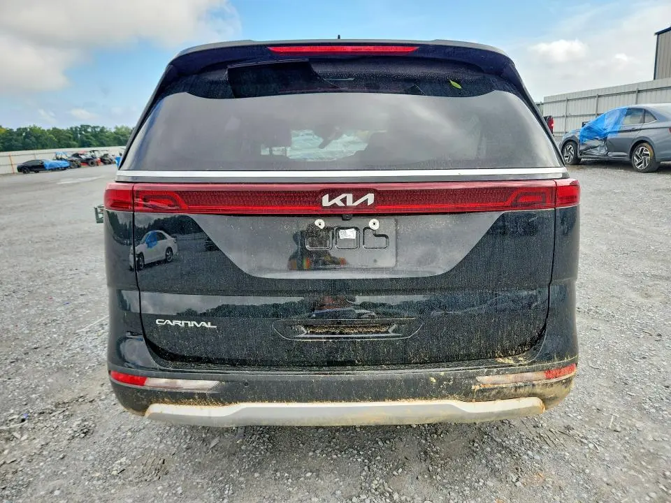 2024 KIA CARNIVAL LX  