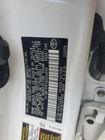 2016 TOYOTA CAMRY LE  