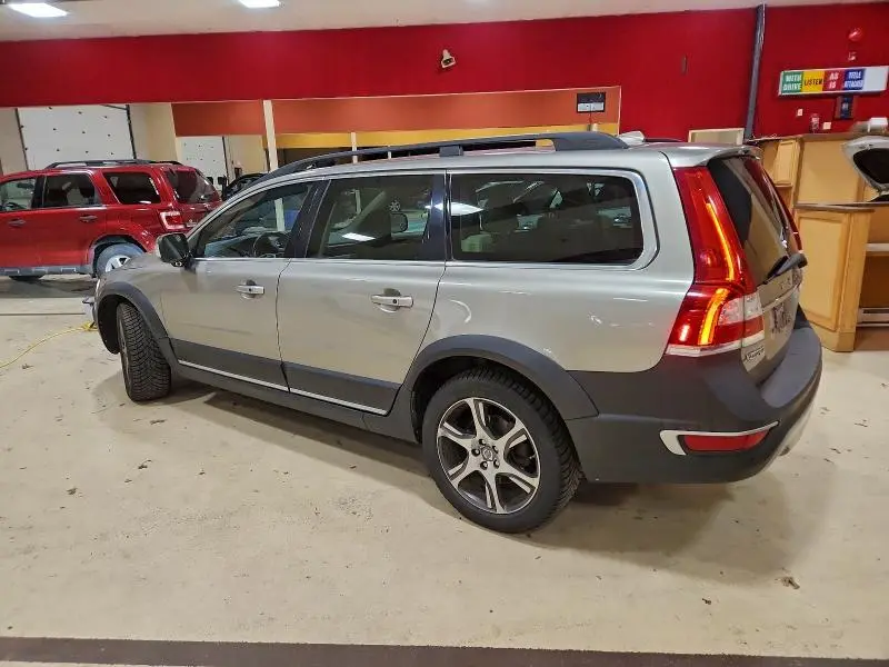 2014 VOLVO XC70 T6  