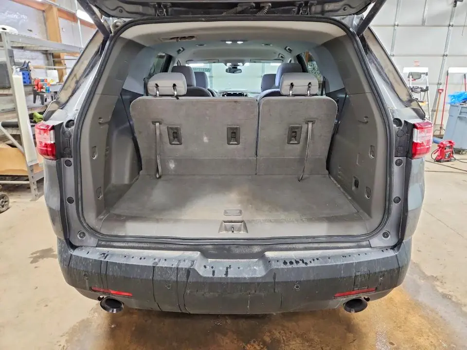 2020 CHEVROLET TRAVERSE LT  