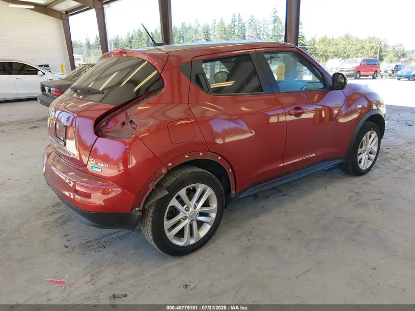 2013 NISSAN JUKE SL
