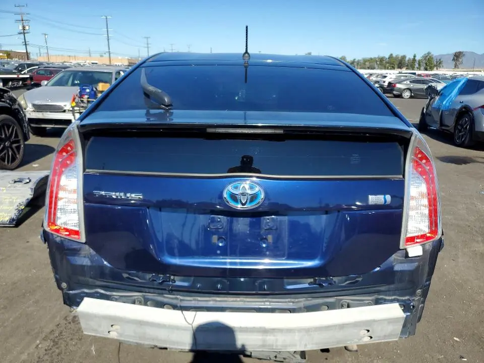 2013 TOYOTA PRIUS TWO  