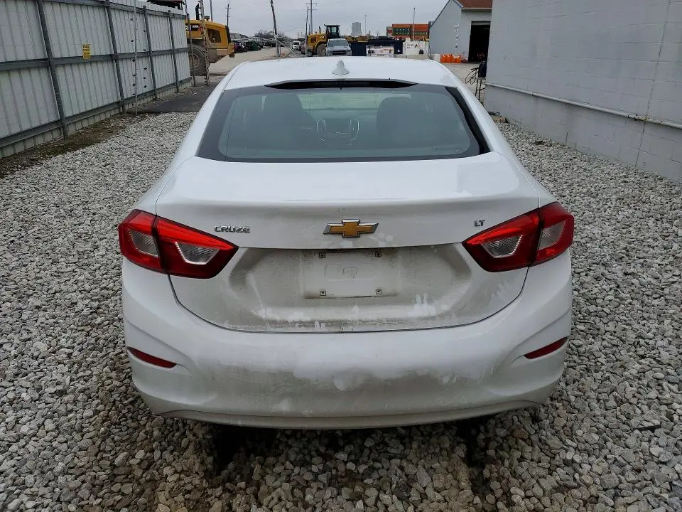 2019 CHEVROLET CRUZE LT  